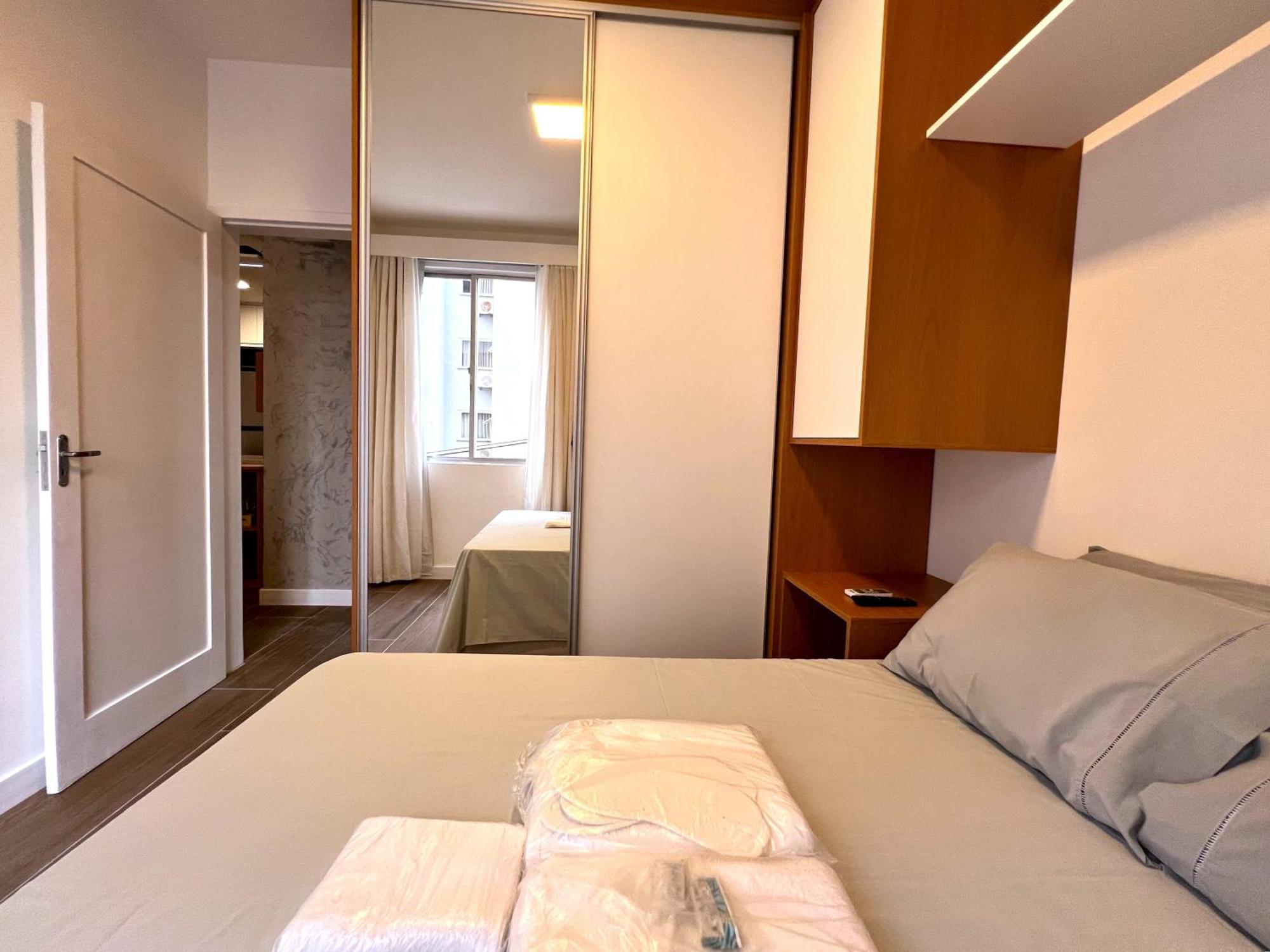 Apto Design Moderno No Centro ฟลอเรียนอโปลิส ภายนอก รูปภาพ